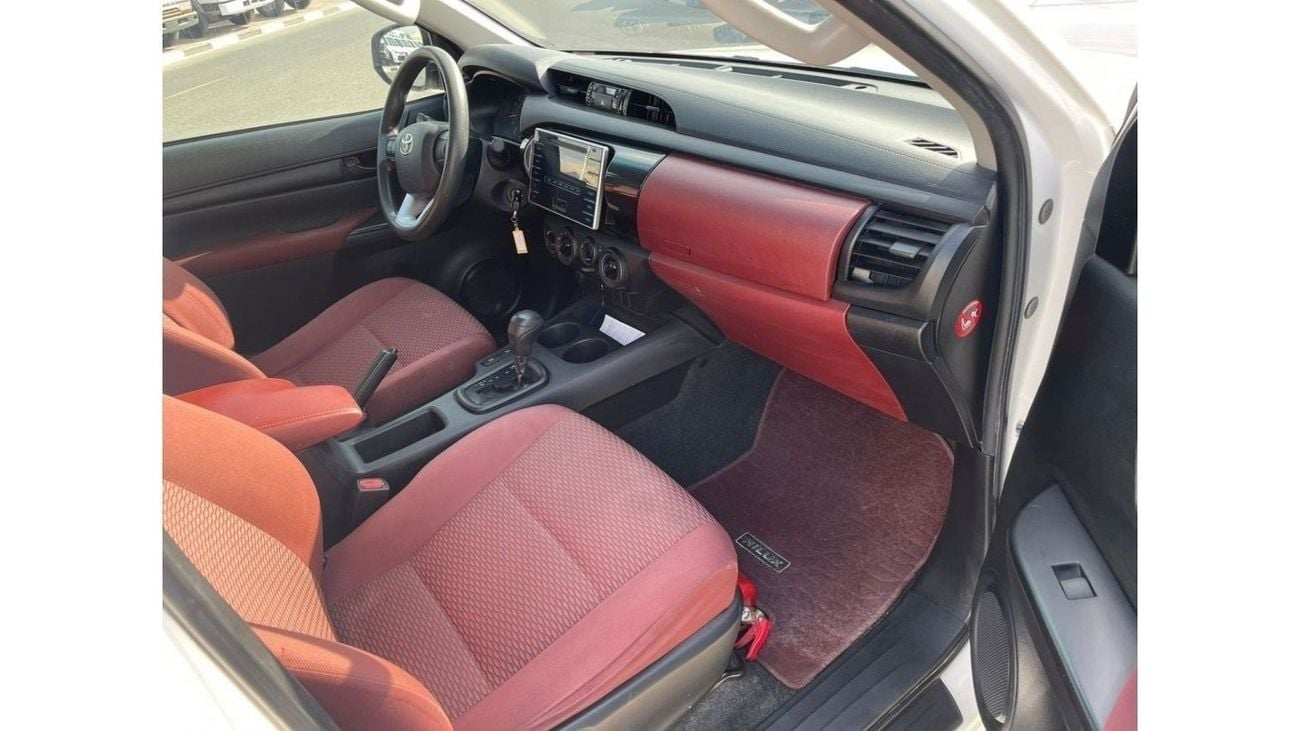 Toyota Hilux 2019 Toyota Hilux 2.7L V4 - AWD 4x4 - Full Option Automatic - Patrol -