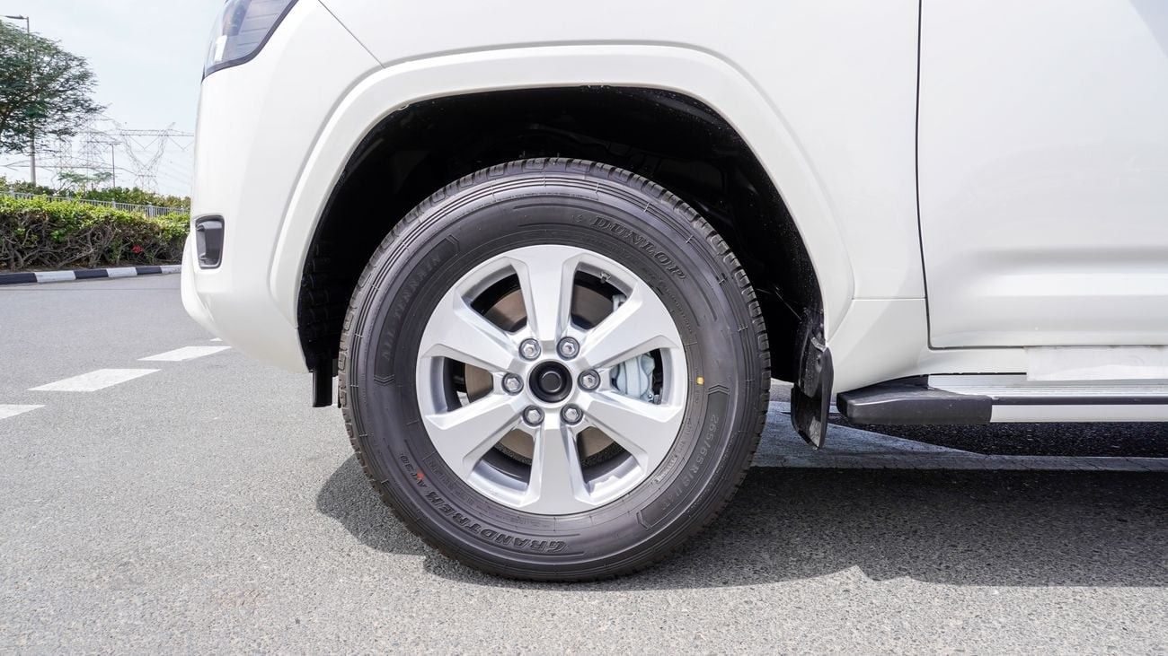 تويوتا لاند كروزر GXR 3.5 L Twin Turbo V6