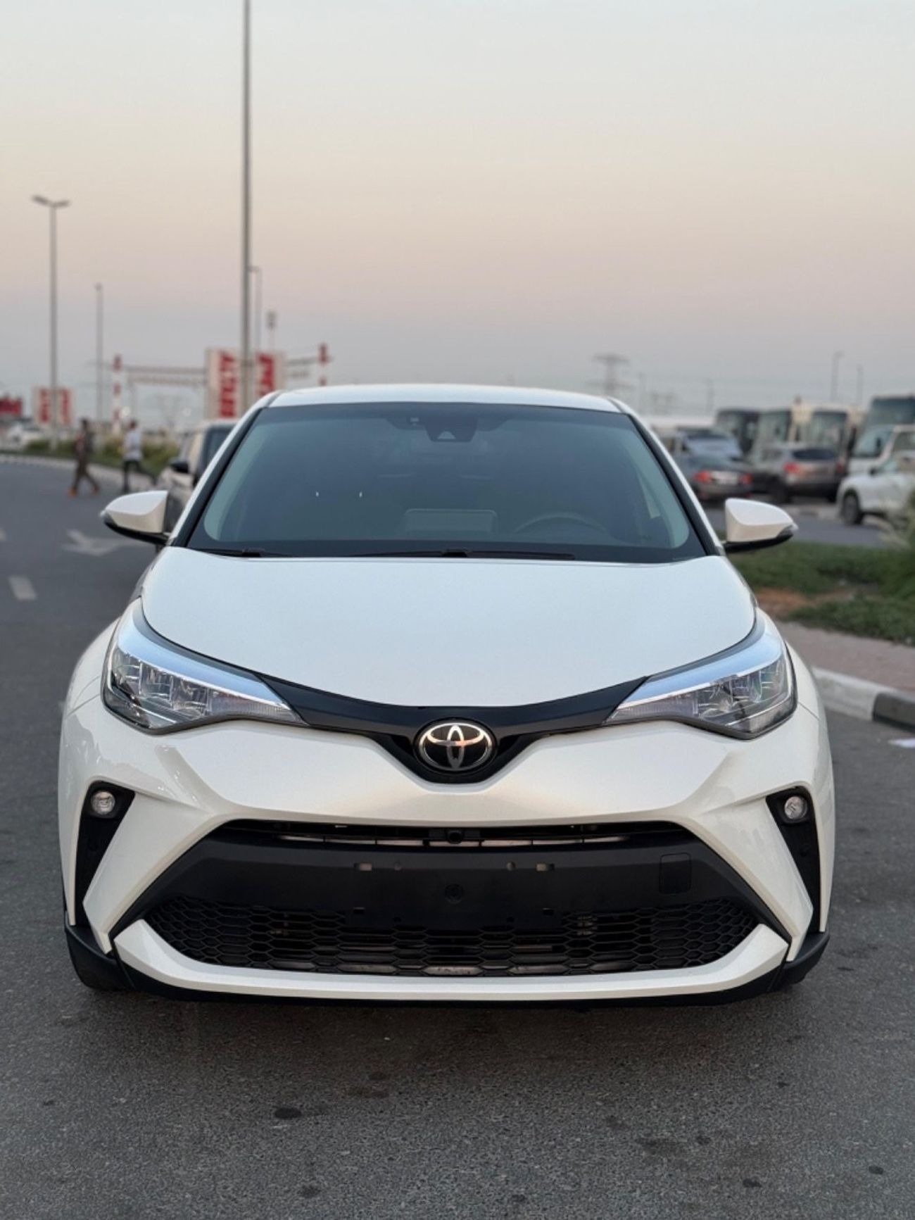 Toyota CHR TOYOTA C-HR XLE