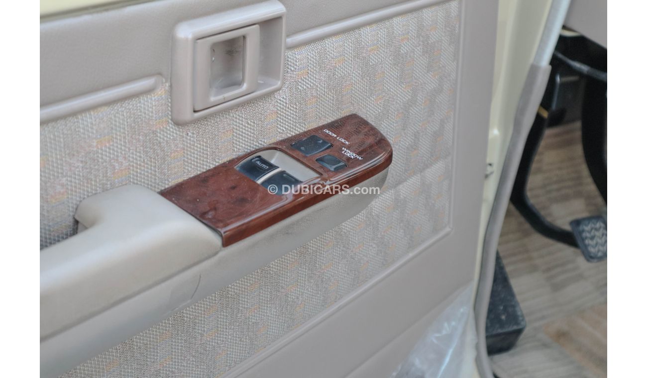 Toyota Land Cruiser Pick Up Land cruiser single cabin model 2009 4.0L LX 24 VALVE (FOR EXPORT)