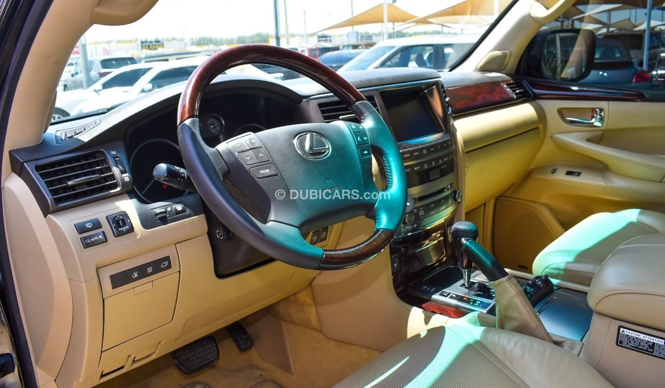 Lexus LX 570 S