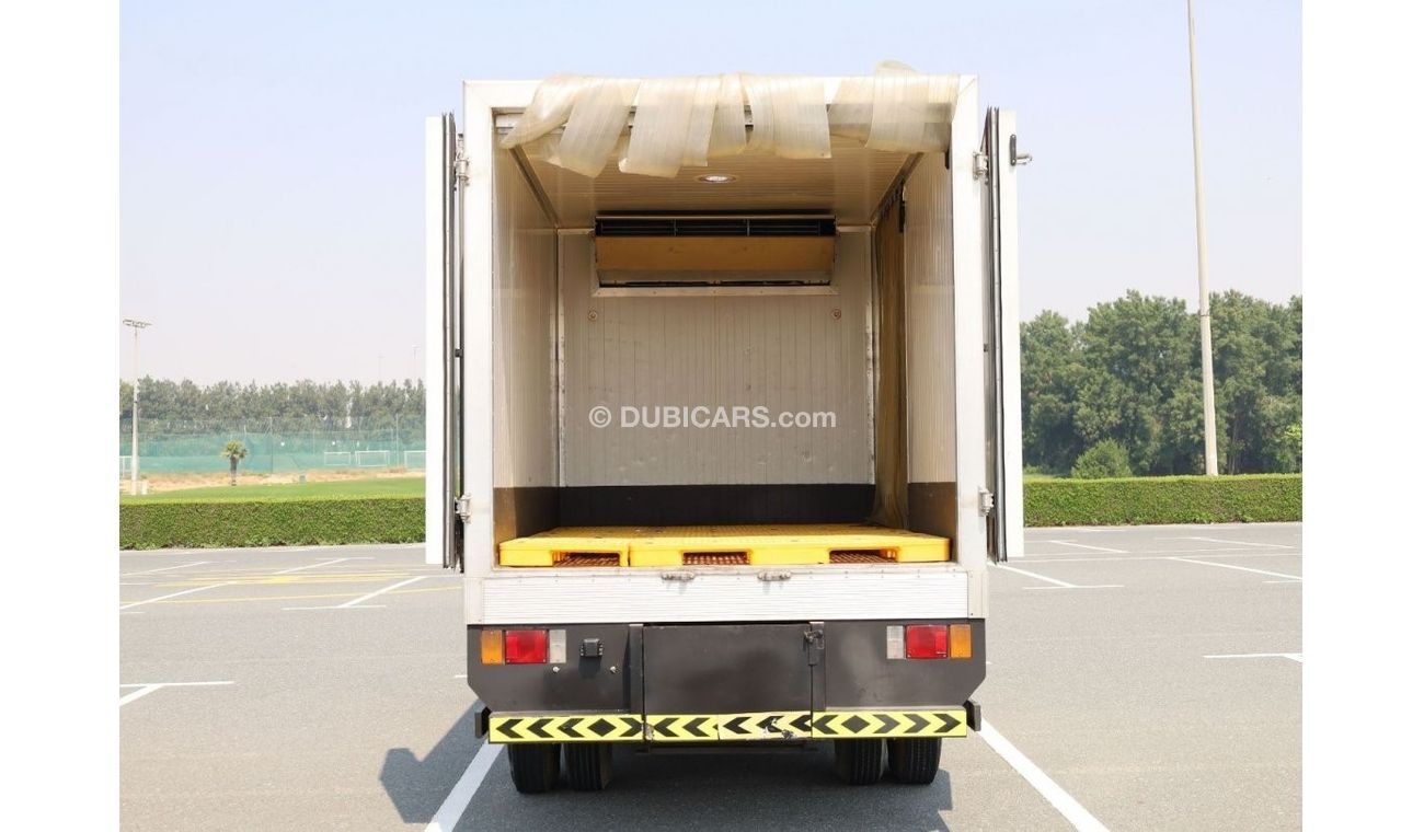 Isuzu Reward Reward NMR 2-Ton | Thermoking Chiller Box | Excellent Condition | GCC Specs | Export Only