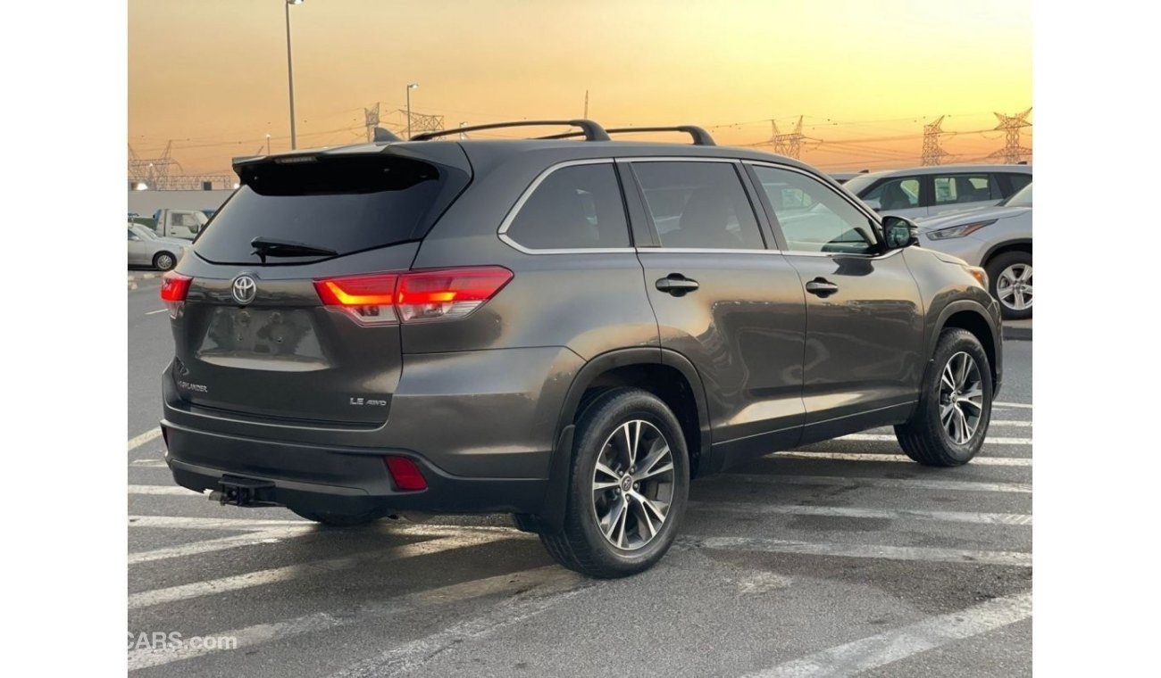 Toyota Highlander “Offer”2019 Toyota Highlander LE 4x4 AWD - Auto Trunk and Electric Seat - MidOption+ 7 Seater - UAE