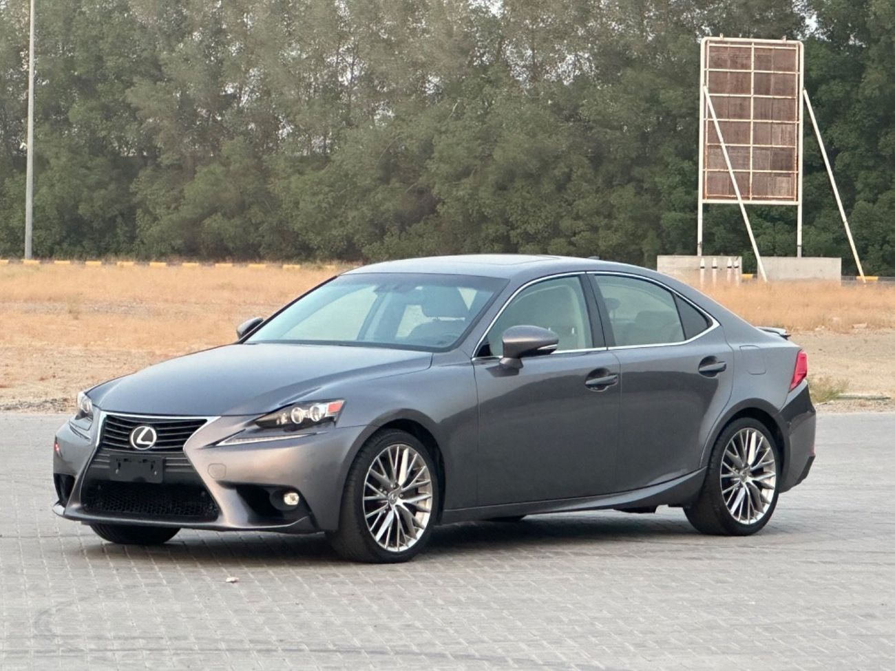 Lexus IS 200 MODEL 2016 car perfect condition inside perfect condition inside and outside