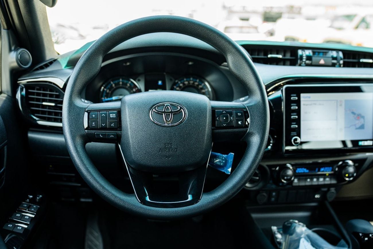 تويوتا هيلوكس 2026 Toyota Hilux Adventure (4.0L V6  4WD)