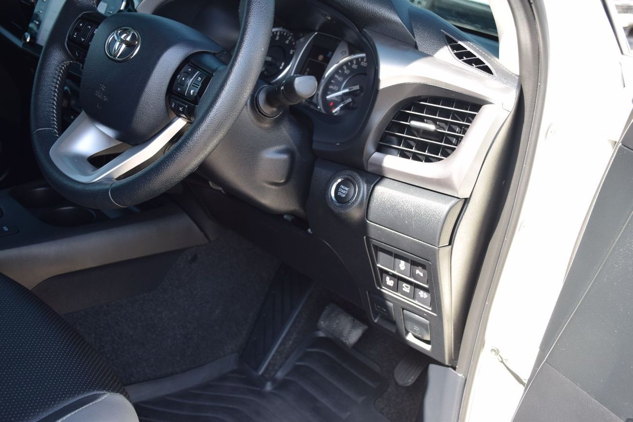 Toyota Hilux 4X4 Diesel 2.8L (Right Hand Drive)