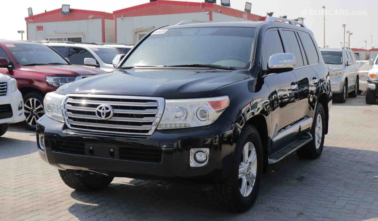 Toyota Land Cruiser 5.7