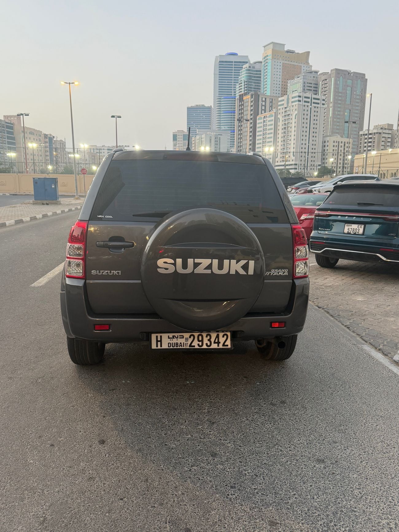 سوزوكي جراند فيتارا DLX