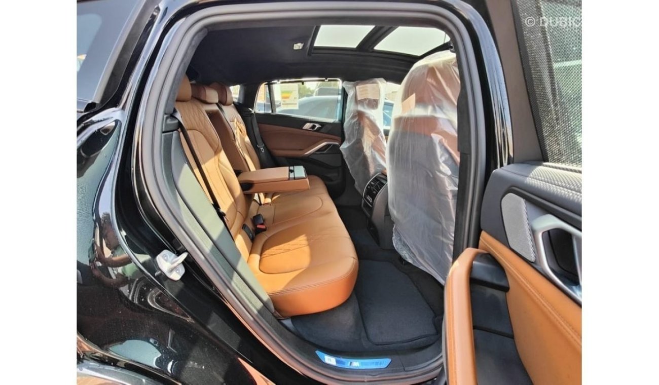 بي أم دبليو X6 M 50i Under Warranty Full Option 2023 GCC