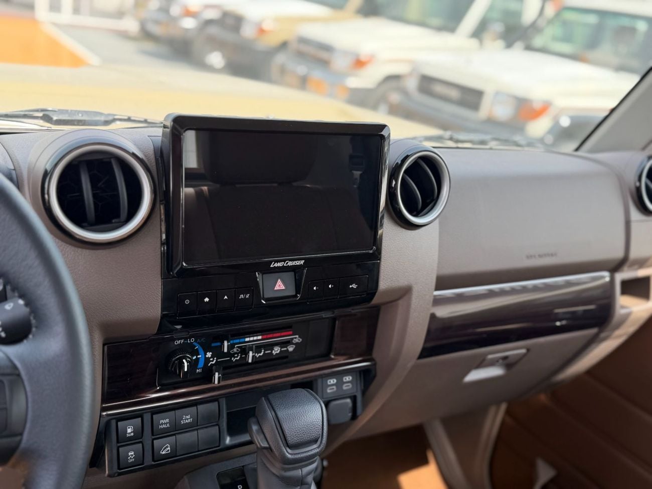 تويوتا لاند كروزر بيك آب Toyota Land Cruiser 79 4.0L V6