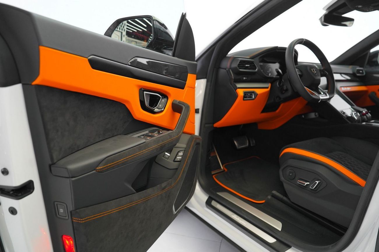 لامبورغيني اوروس S 4.0T V8