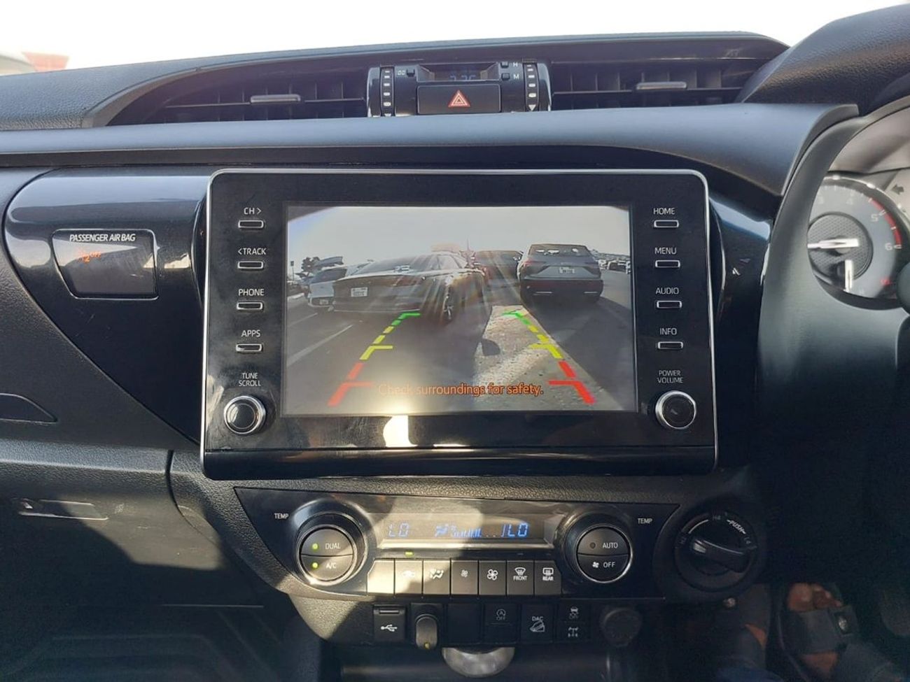 Toyota Hilux TOYOTA HILUX PICK UP RHD 2024 MODEL 2.8 L DIESEL AUTOMATIC(PM53949)