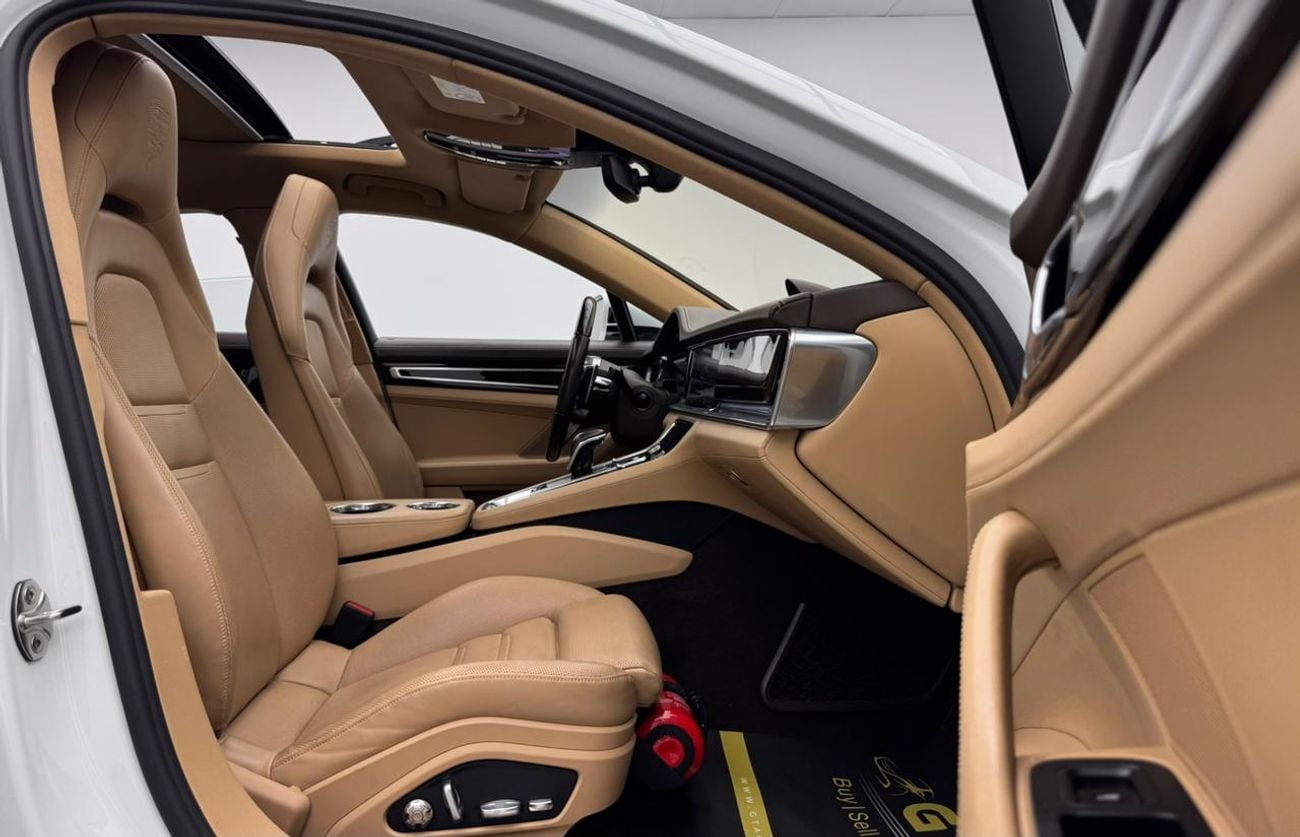 بورش باناميرا 4S 2.9L 2018 Porsche Panamera 4S, Full Porsche Service History, Sport Chrono Package, GCC2018 Porsch