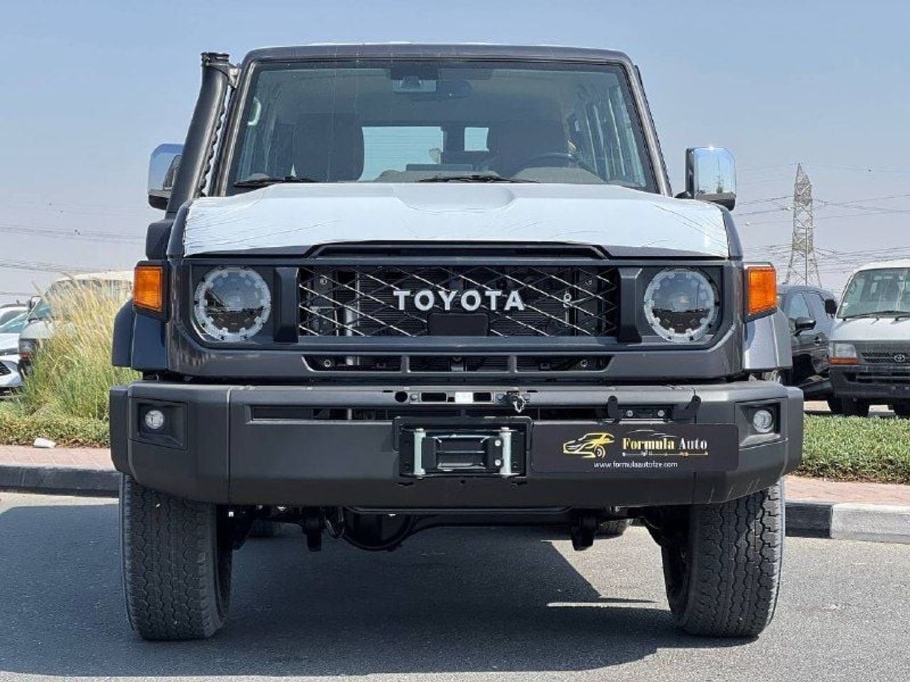 تويوتا لاند كروزر 70 LC76 2.8L TURBO DSL A/T // 2025 // FULL OPTION WITH RADAR , DIFF LOCK , DVD & BACK CAMERA // SPECIAL