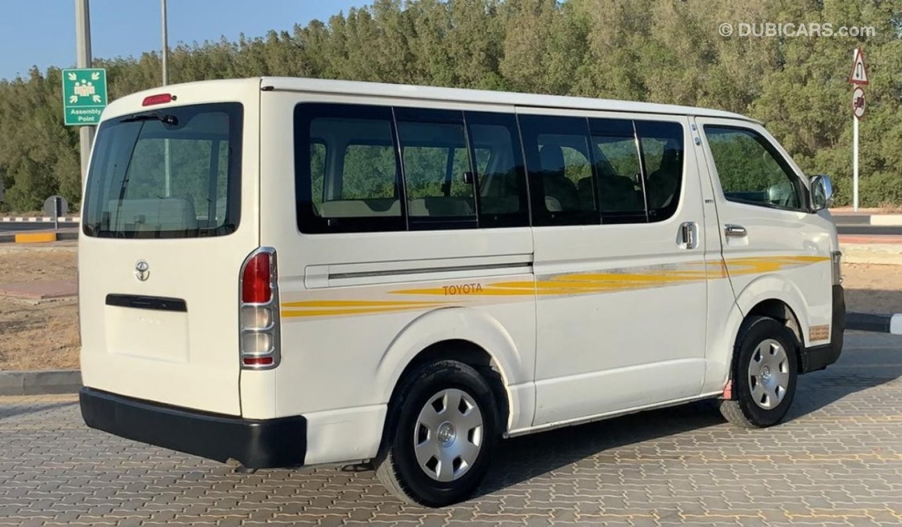 تويوتا هاياس Toyota Hiace 14 Seats 2010 Ref# 450