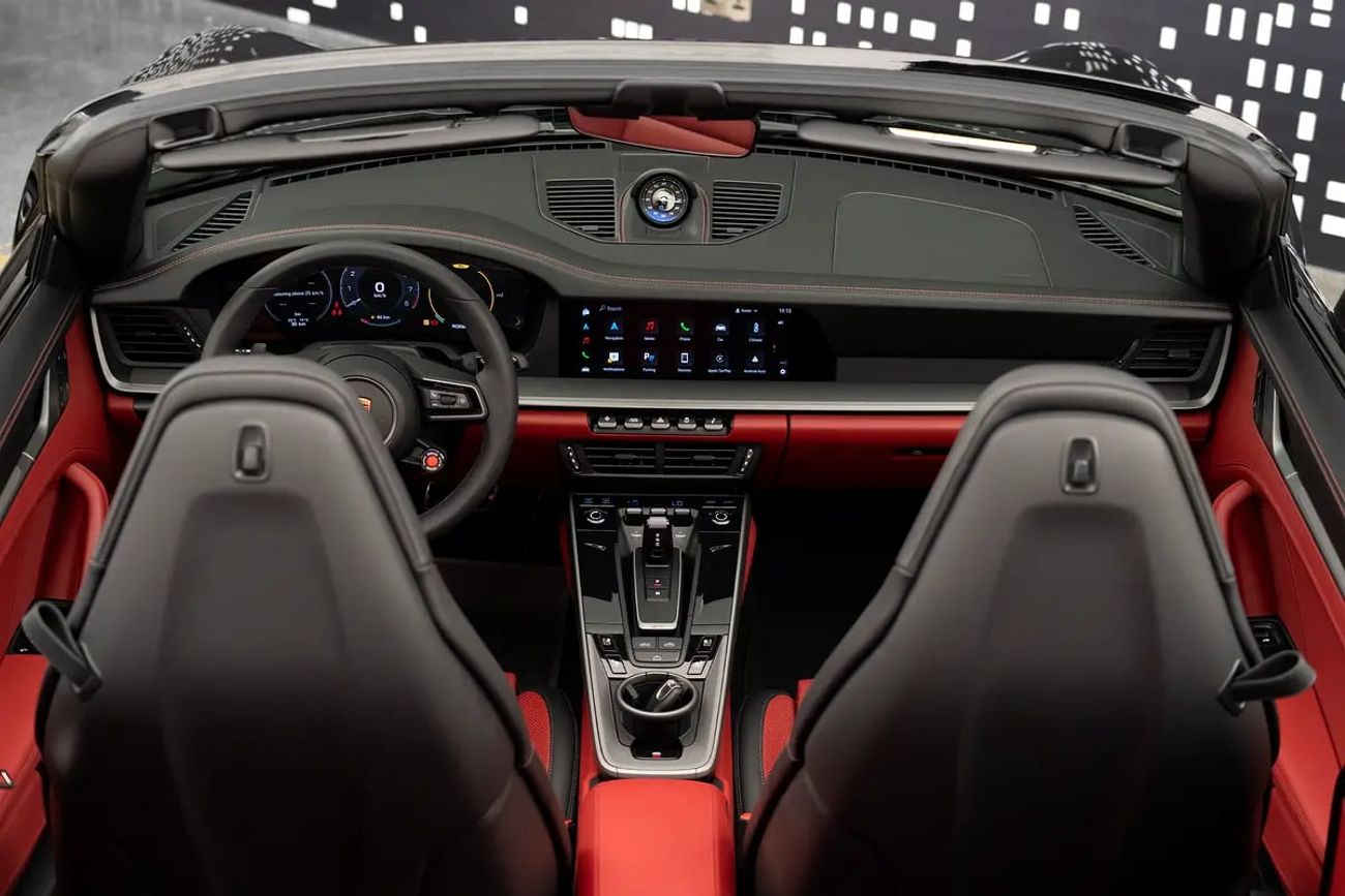 Porsche 911 Carrera 4 3.0L (444 HP) Convertible