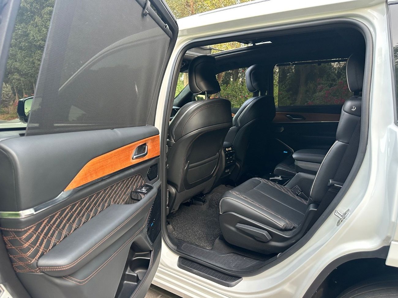 Jeep Grand Cherokee 2022 Jeep Grand Cherokee L Summit Reserve | 3.6L V6 | 6-Seater Luxury | Perfect Condition