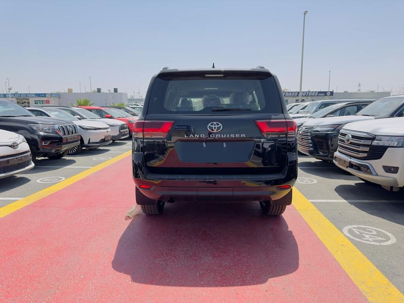تويوتا لاند كروزر 2023 تويوتا لاندكروزر في اكس 3.3ل ديزل 7 مراتب جديد