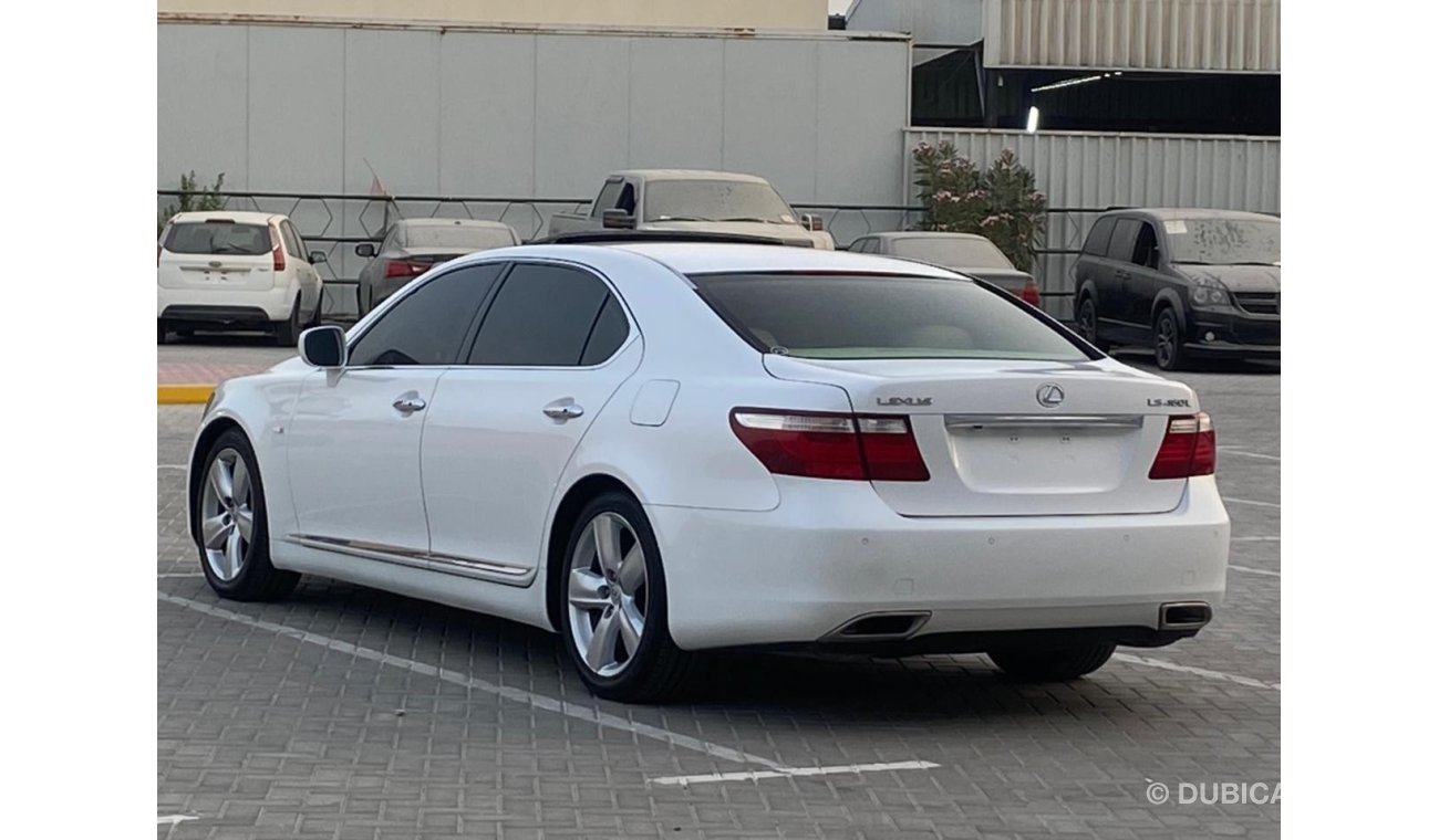 Lexus LS460