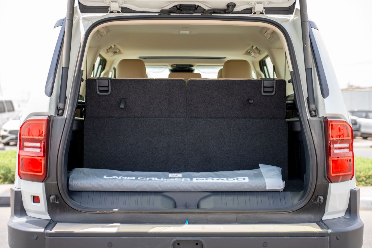 تويوتا برادو Toyota Prado 2024 2.4L Petrol 7 Seats