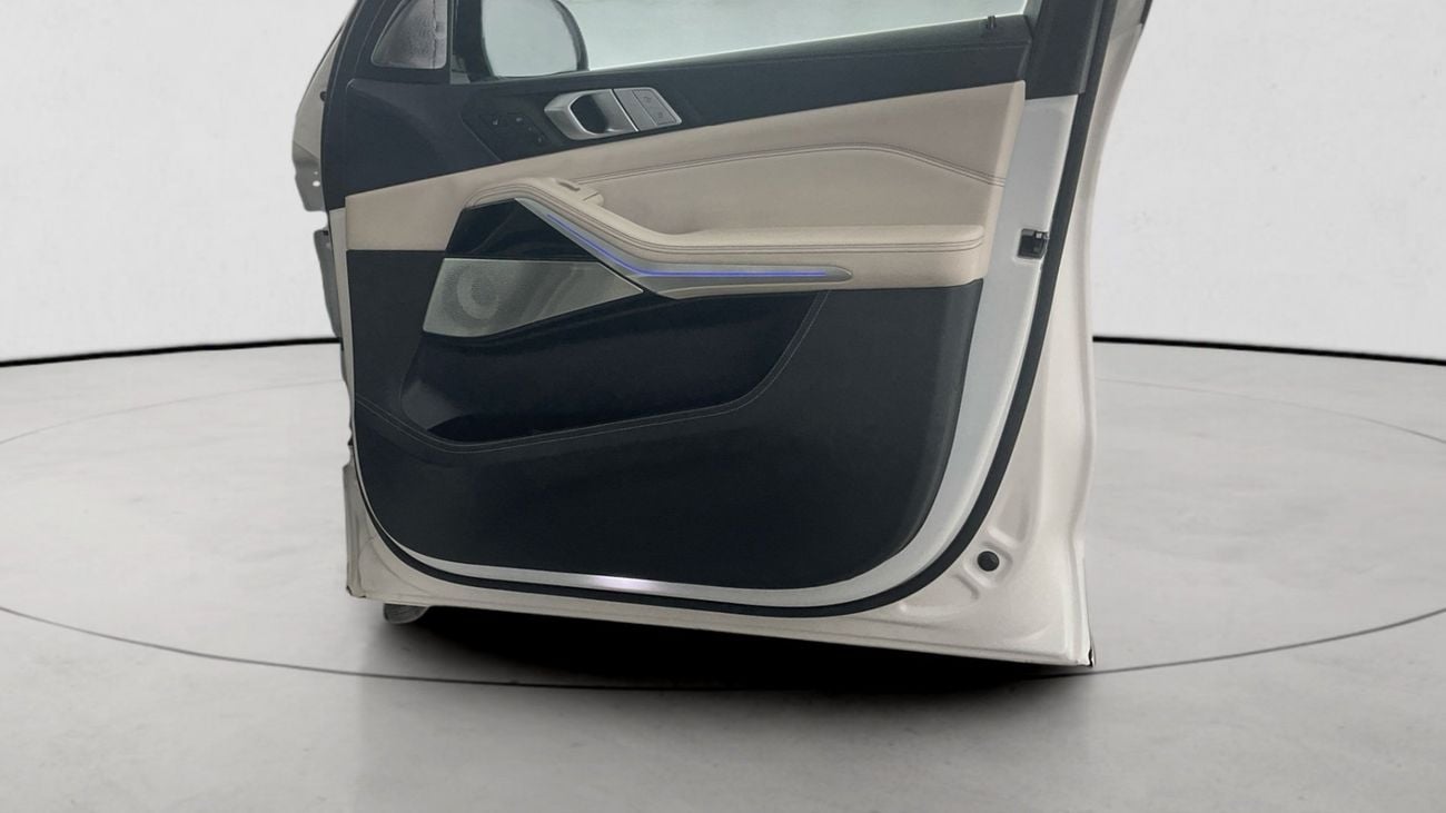 بي أم دبليو X7 M50i | شامل الضمان | 0 ﺪﻔﻋﺓ ﺃﻮﻟﻯ