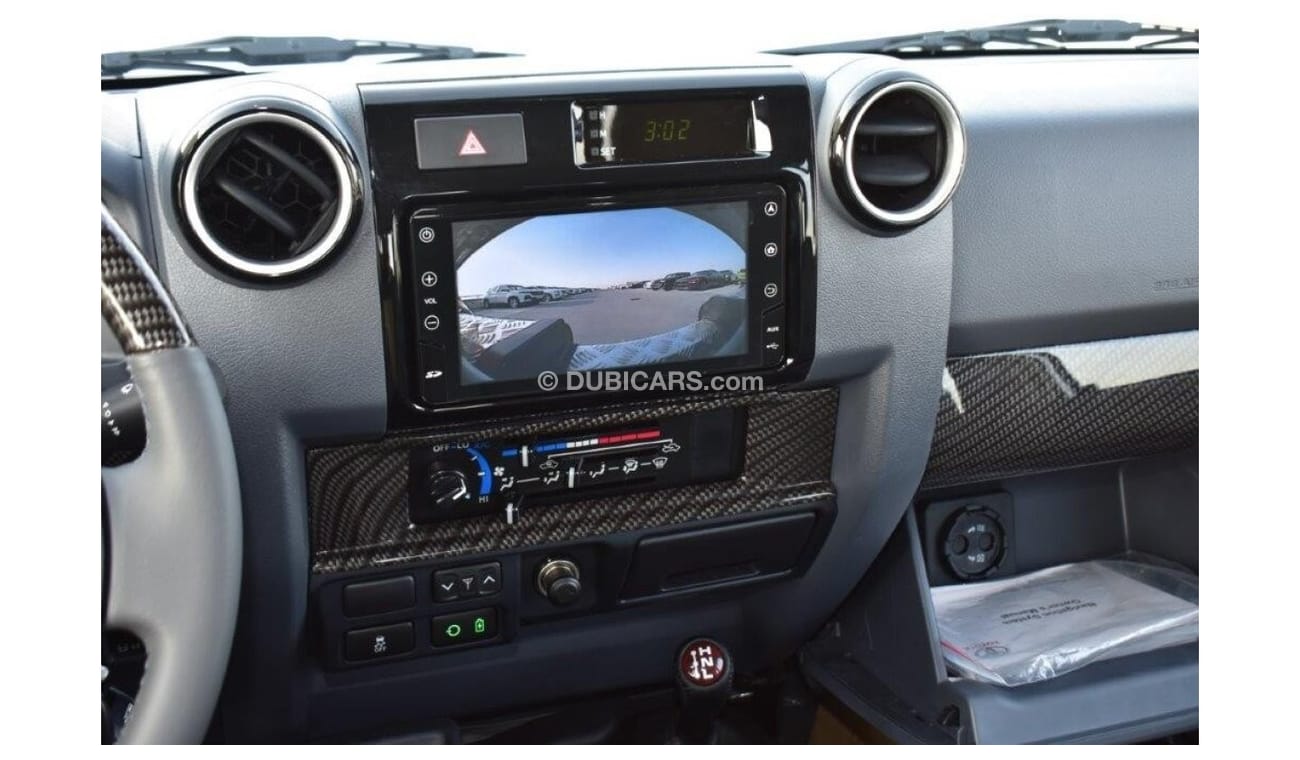 تويوتا لاند كروزر بيك آب 79 Black Edition