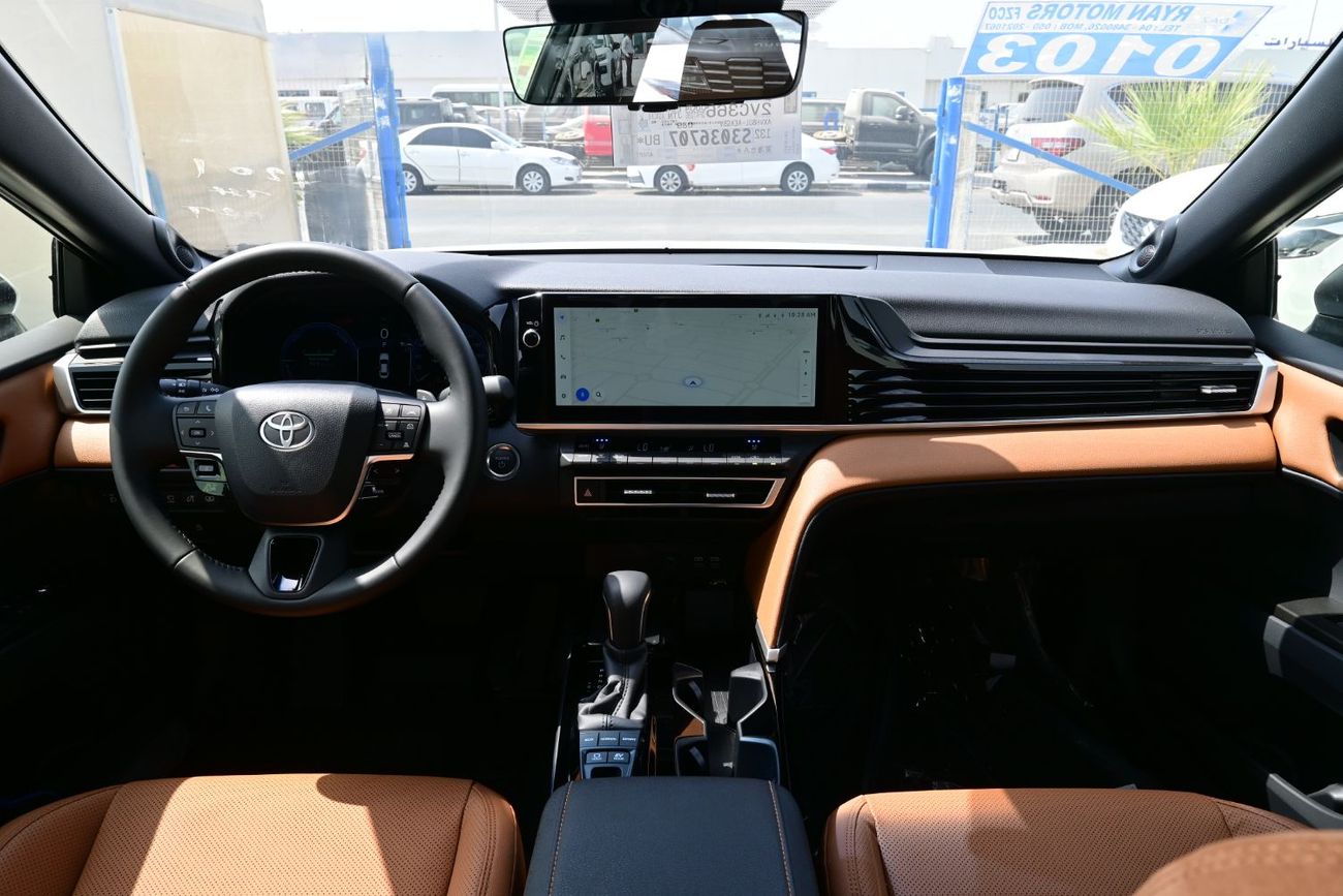 Toyota Camry Toyota Camry Limited 2.5L Hybrid GCC, Model 2025, Color Black