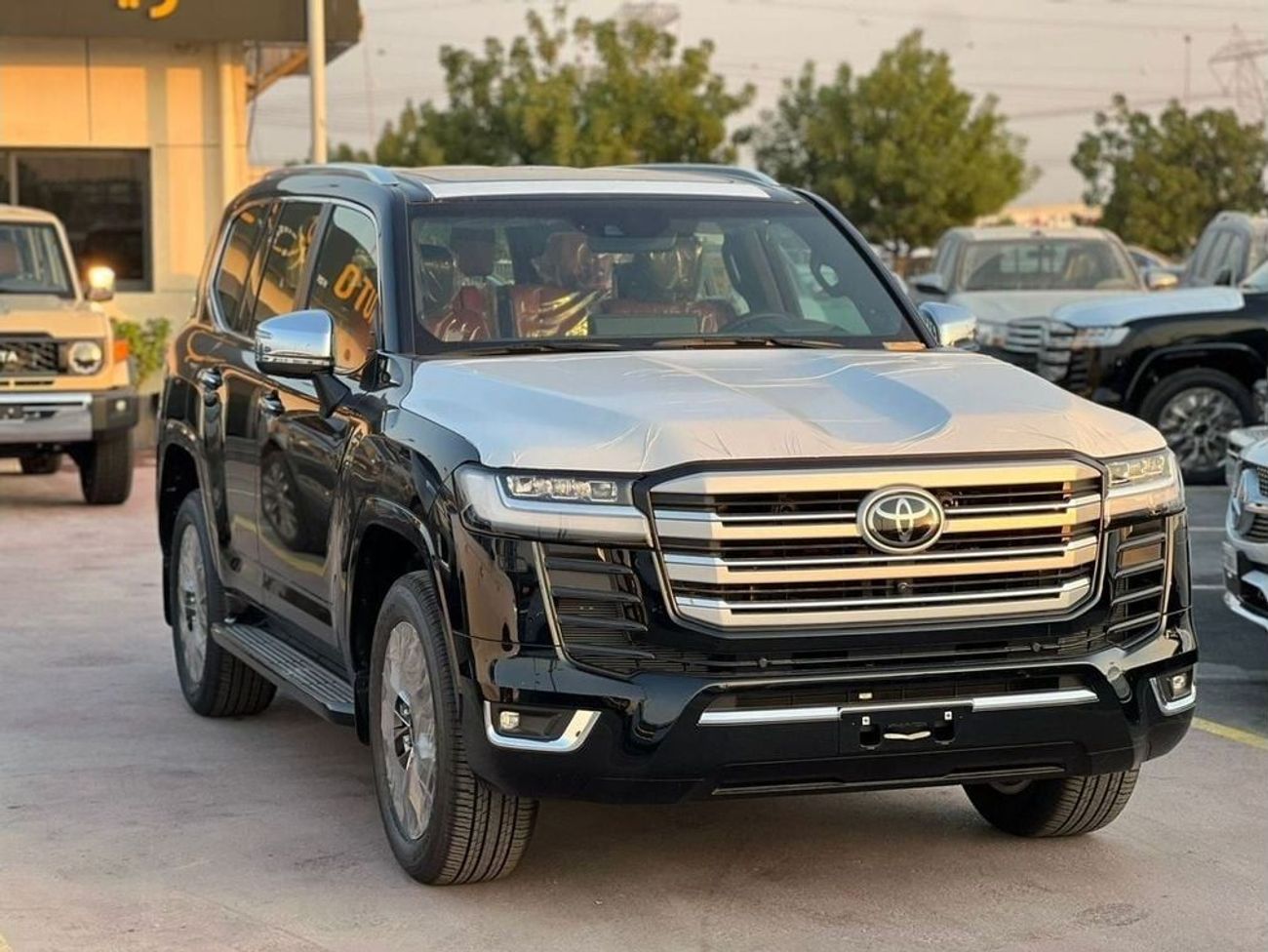 Toyota Land Cruiser TOYOTA LAND CRUISER VXR  (300 SERIES) 3.5 L 4WD