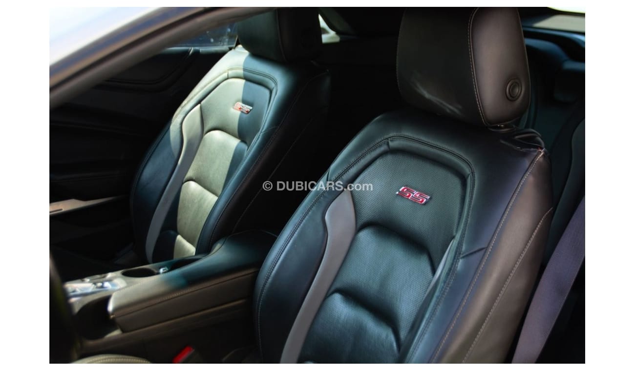 Chevrolet Camaro CAMARO/CONVERTIBLE//SS-V8-6.2L//FULL OPTION