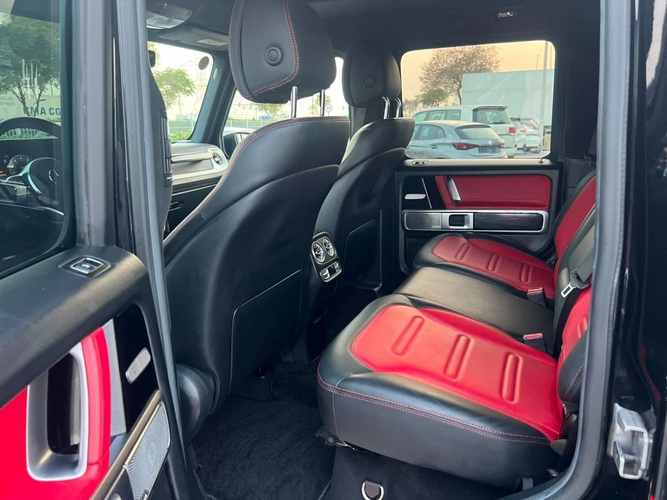 Mercedes Benz G550 STD (NON GCC)