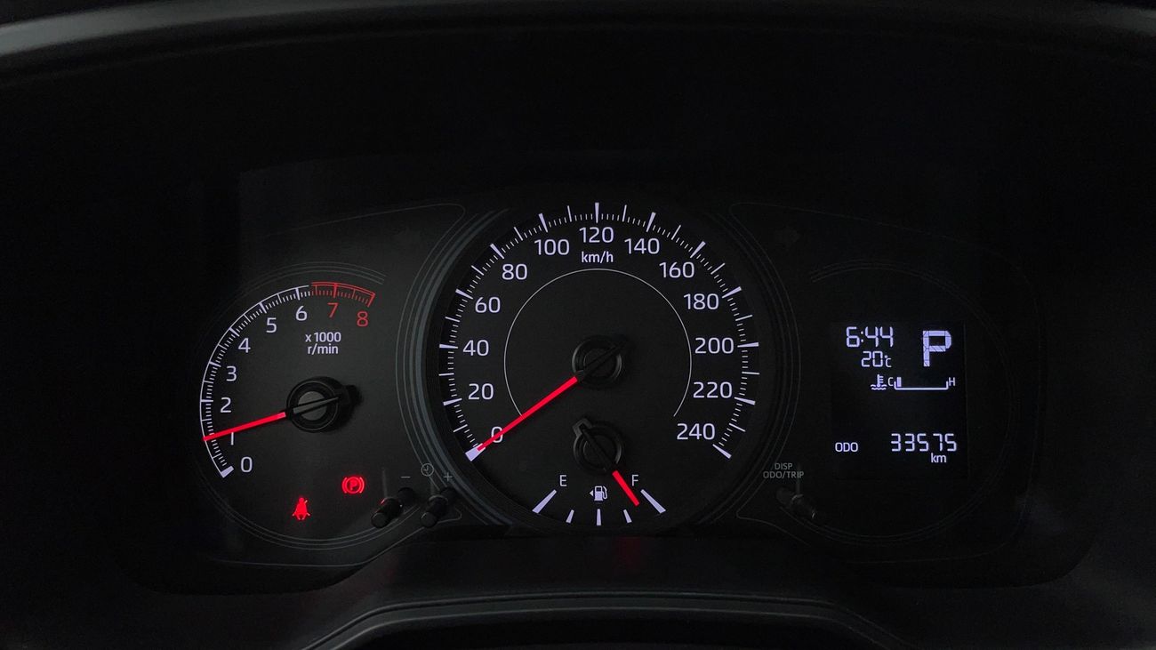 تويوتا كورولا XLI 1.6 | بدون دفعة مقدمة | اختبار القيادة في المنزل