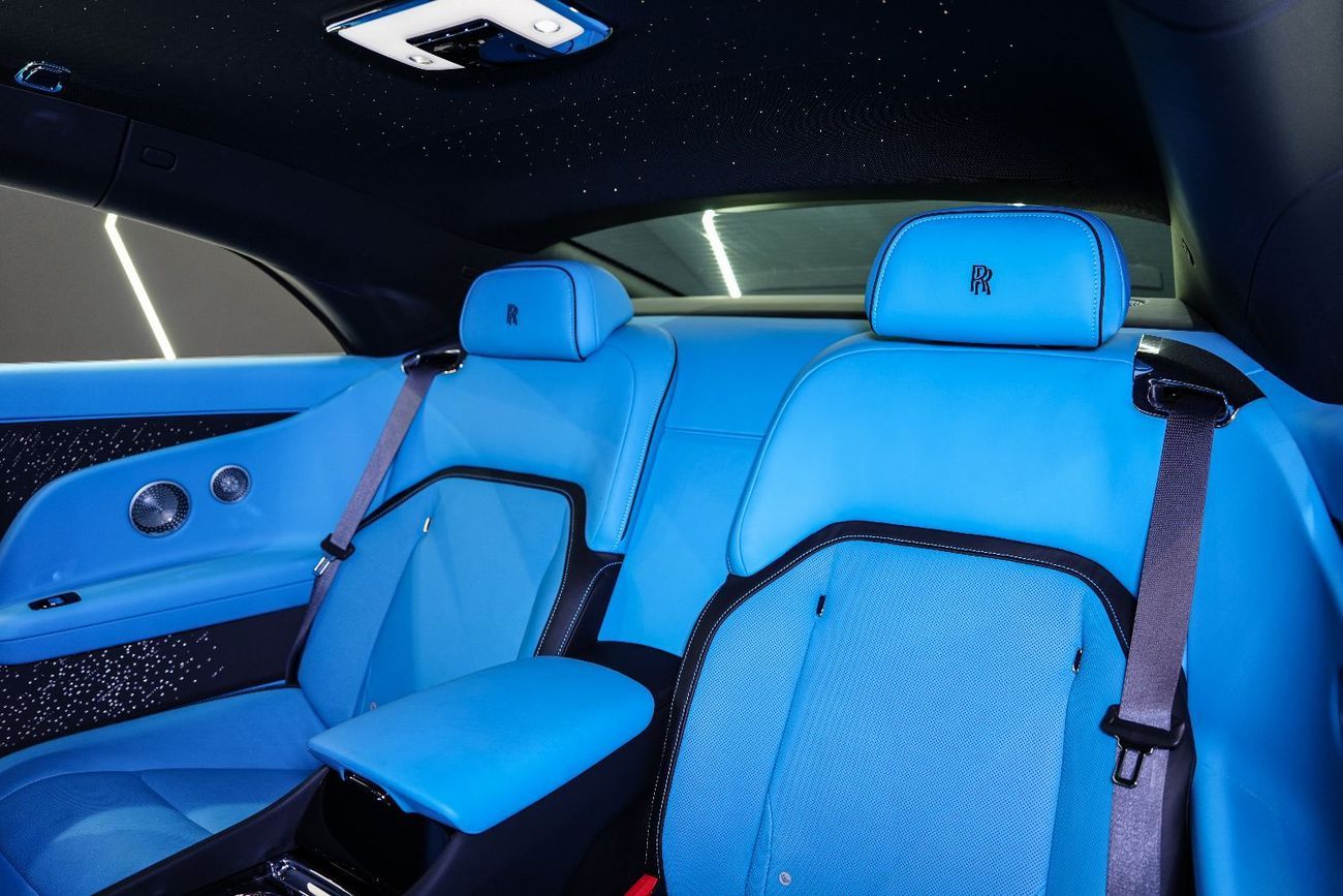 Rolls-Royce Spectre Coupe Two-Tone Interior, Bespoke Audio, Illuminated Grille, Dealer Warr + Serv!!