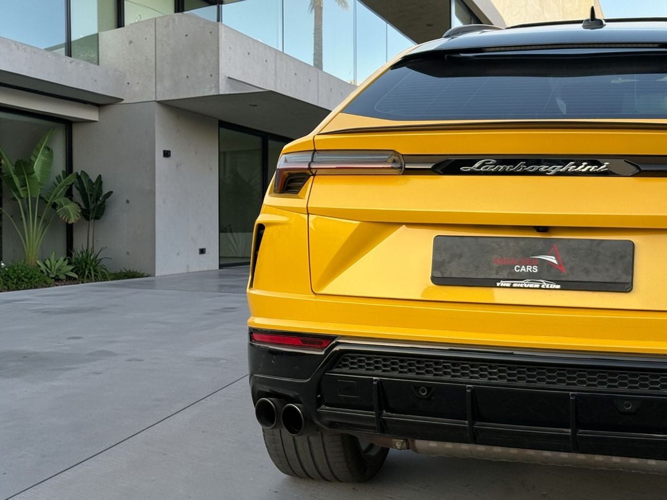 لامبورغيني اوروس AED 12,800 P.M. | 0% DP | LAMBORGHINI URUS | UNDER WARRANTY TILL FEB 2027 | GCC