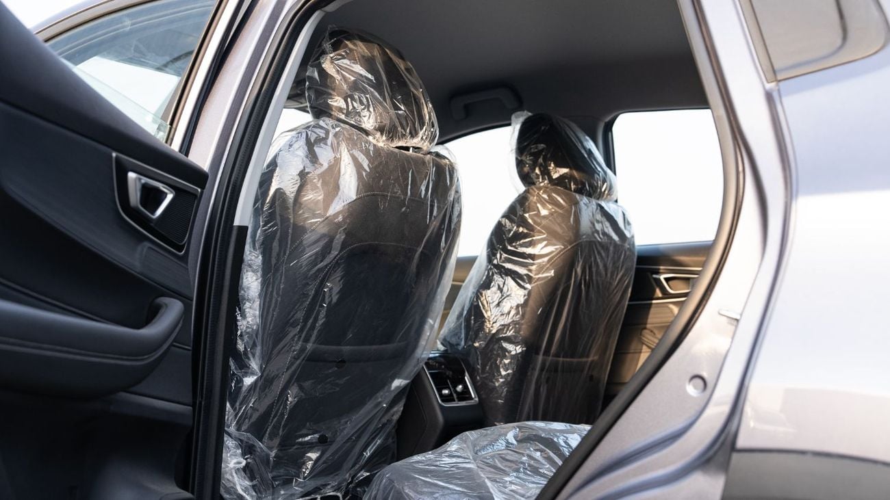 شيري تيجو 4 برو Comfort 1.5L - Grey Inside Black