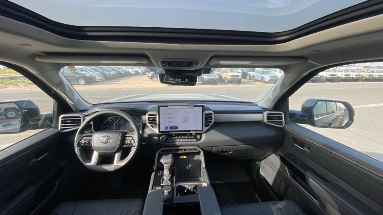 Toyota Tundra LIMITED 3.5 CAPSTONE HEV 4x4 CREW MAX. Brand New