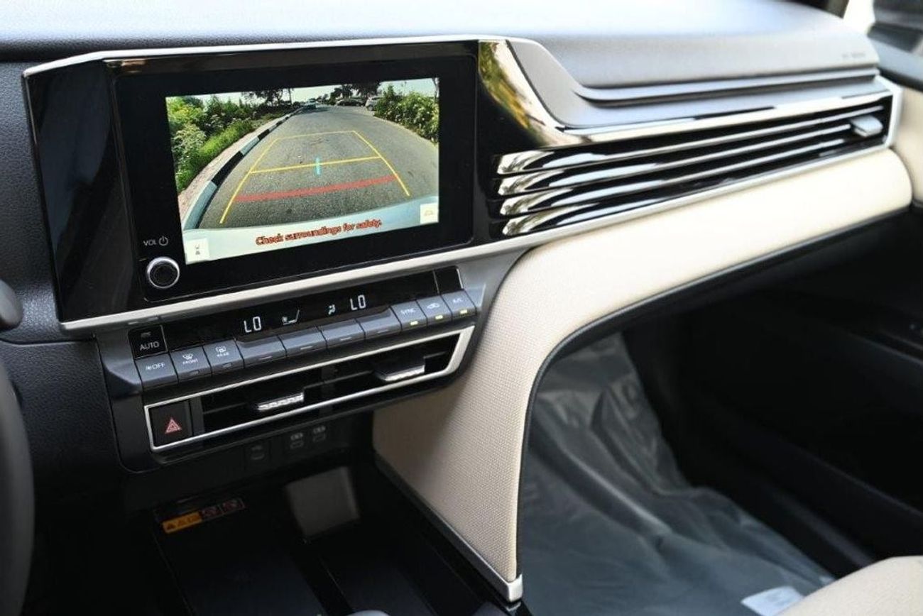 Toyota Camry 2025 TOYOTA CAMRY LE HYBRID 2.5L AT