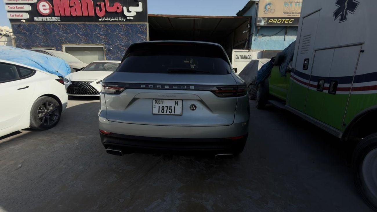 Porsche Cayenne S 2.9L (440 HP)