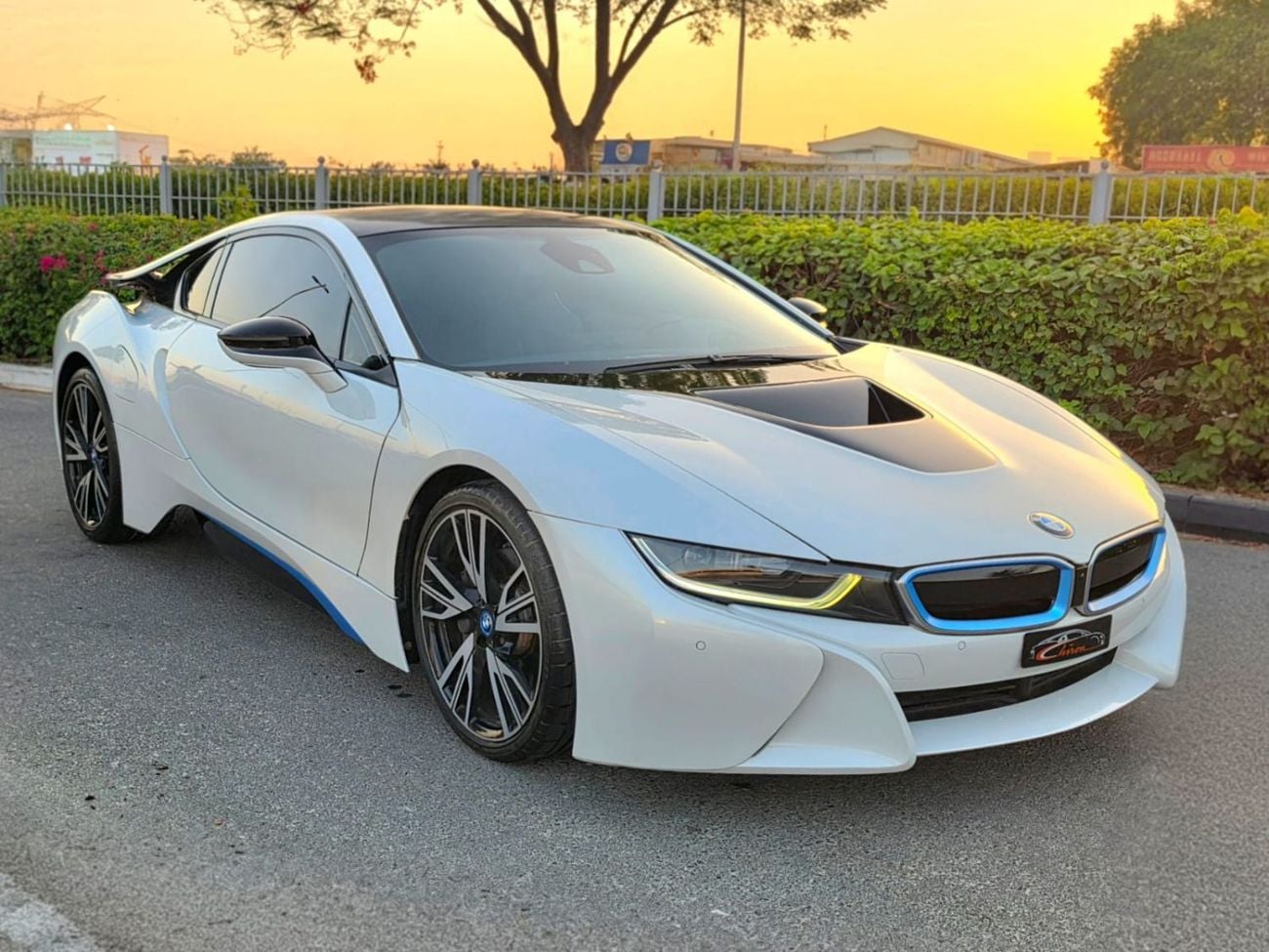 BMW i8 STD BMW i8 Coupe 2015 | Plug-in Hybrid | futuristic Design