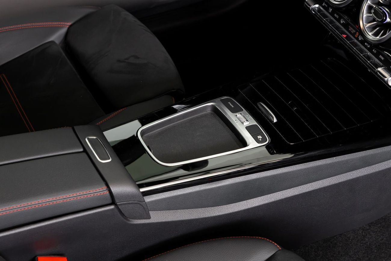 مرسيدس بنز CLA 200 Amazing Price | Mercedes-Benz CLA 200 1.4L Turbo | COUPE | 2024 - 5 Years Gargash Auto Warranty and