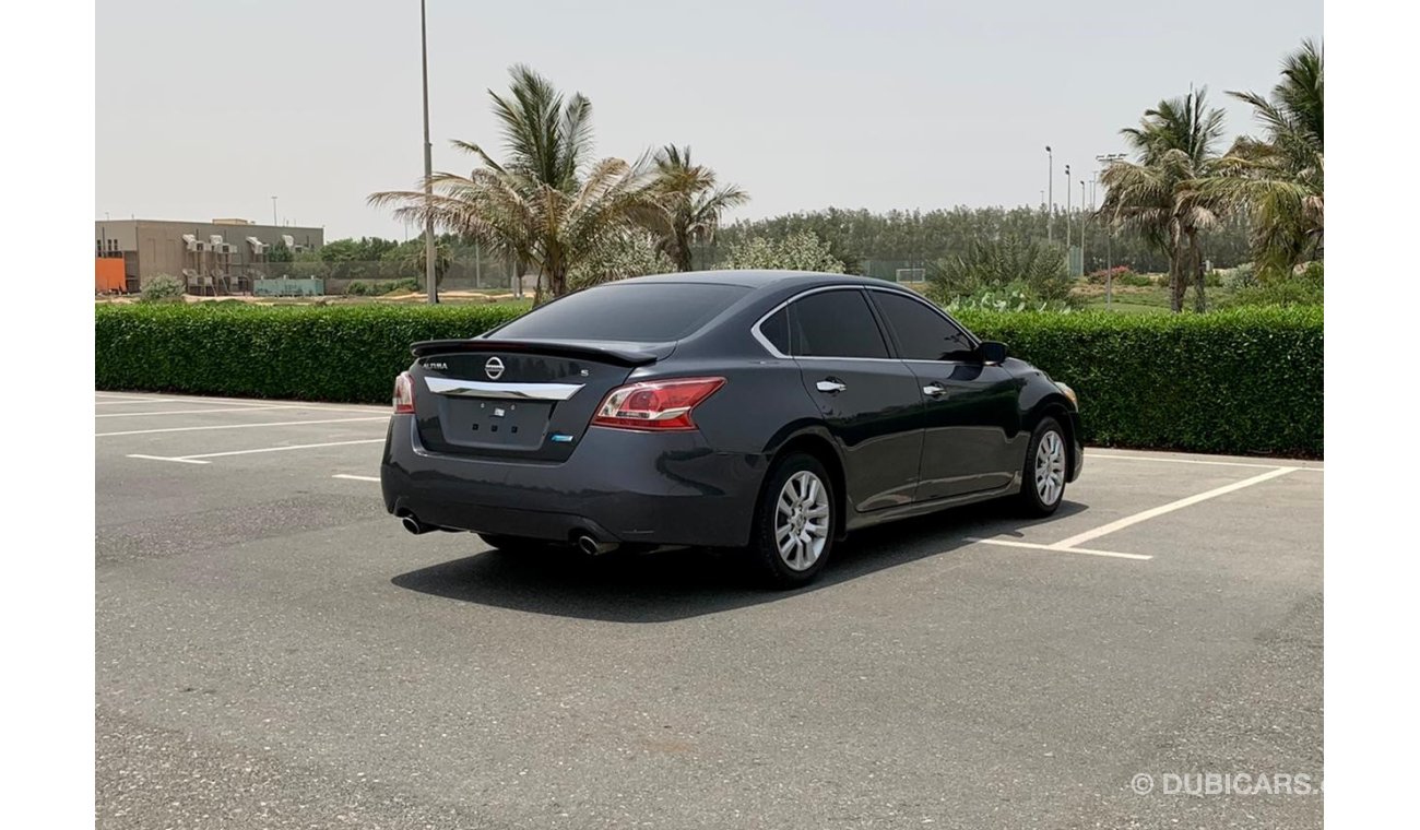 Nissan Altima SV