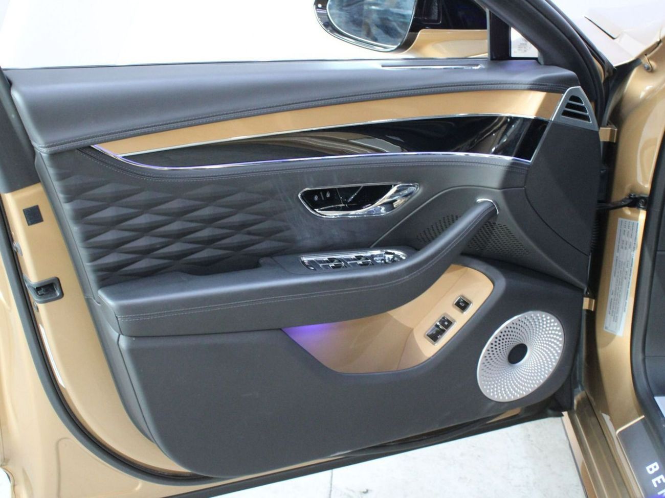 بنتلي فلاينج سبور 6.0T W12