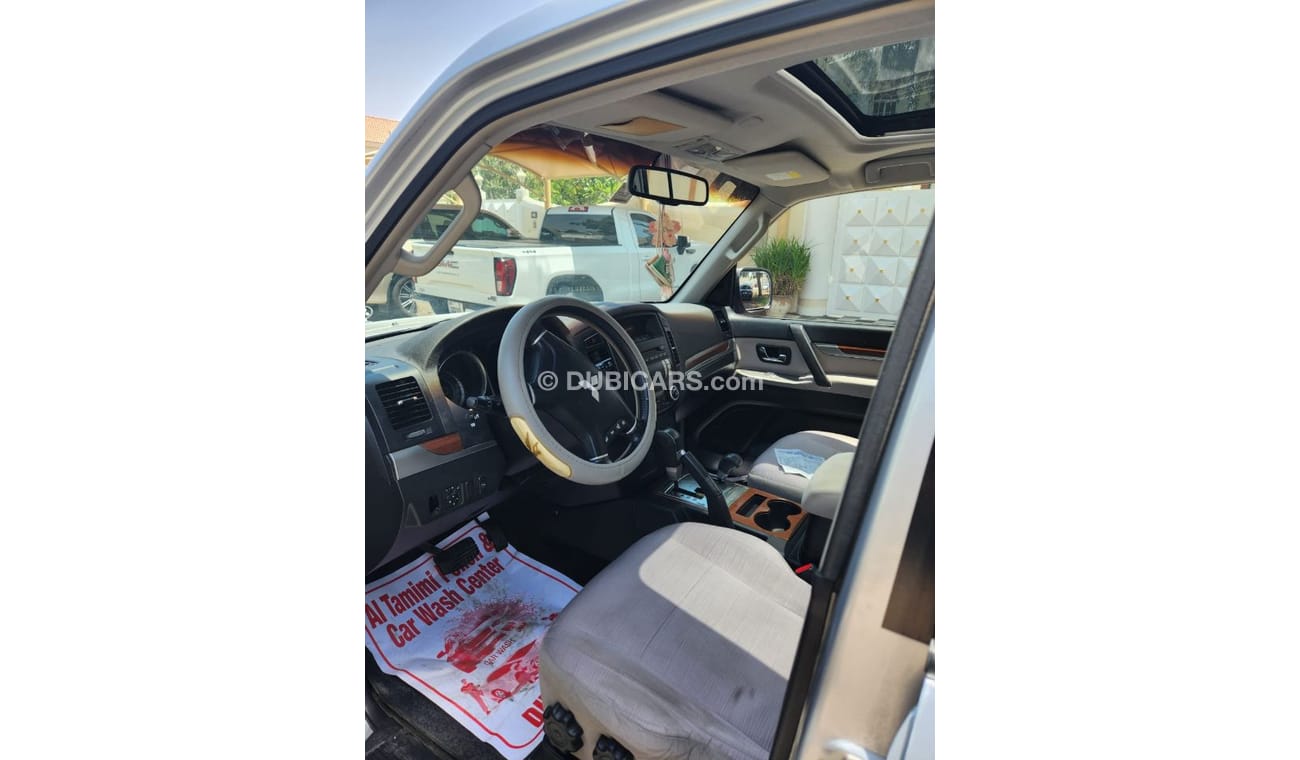 Mitsubishi Pajero GLS