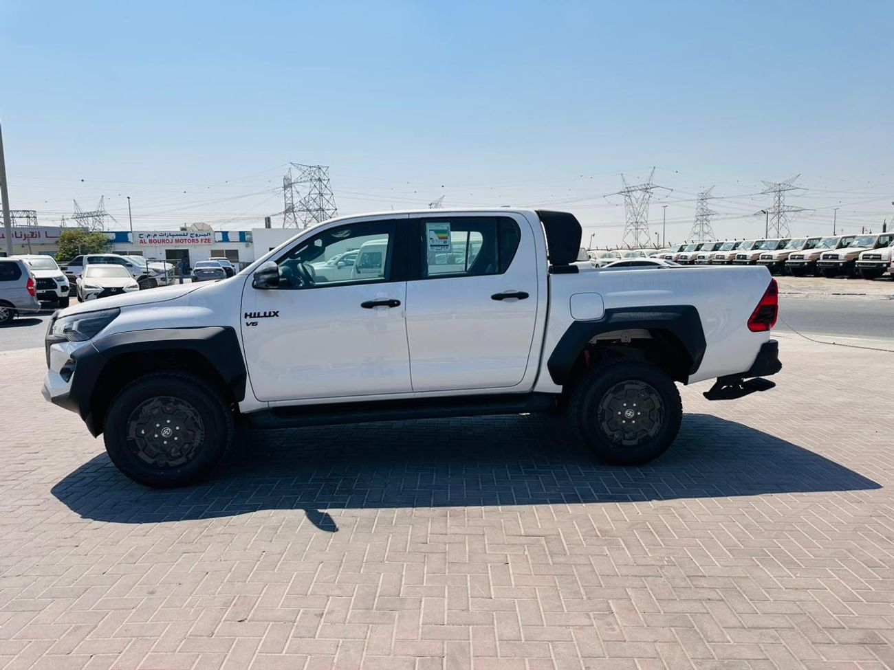 تويوتا هيلوكس TOYOTA HILUX D/CAB P/UP 4X4 4.0L PETROL GR-S WITH REAR STEP 2025