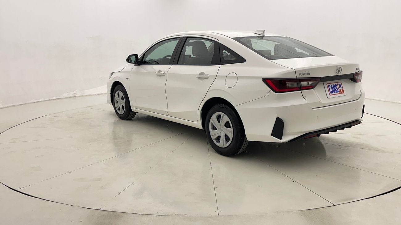 تويوتا يارس E 1.5 | بدون دفعة مقدمة | اختبار القيادة في المنزل