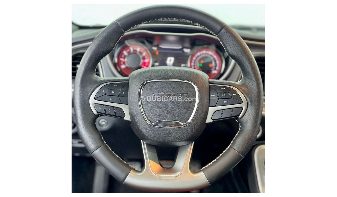 Dodge Challenger SRT Hellcat SRT Hellcat 2017 Dodge Challenger Hellcat Manual, 1 of 4 in UAE, Dodge Warranty 2022, Fu