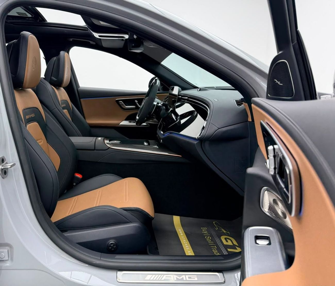 مرسيدس بنز E 53 AMG 4MATIC 2025 Mercedes Benz E53 AMG, 2026 MB Warranty + Service Pack, Full MB Service History, Low Km, GCC