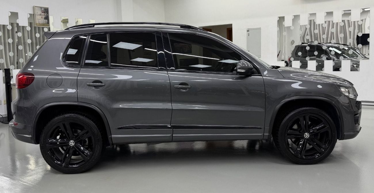 فولكس واجن تيجوان R-Line 2.0L