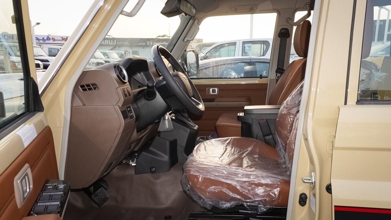 تويوتا لاند كروزر بيك آب TOYOTA LC79 PICKUP D/C LX-Z1 4.0L PETROL V6 A/T FULL OPTION 2025 MODEL