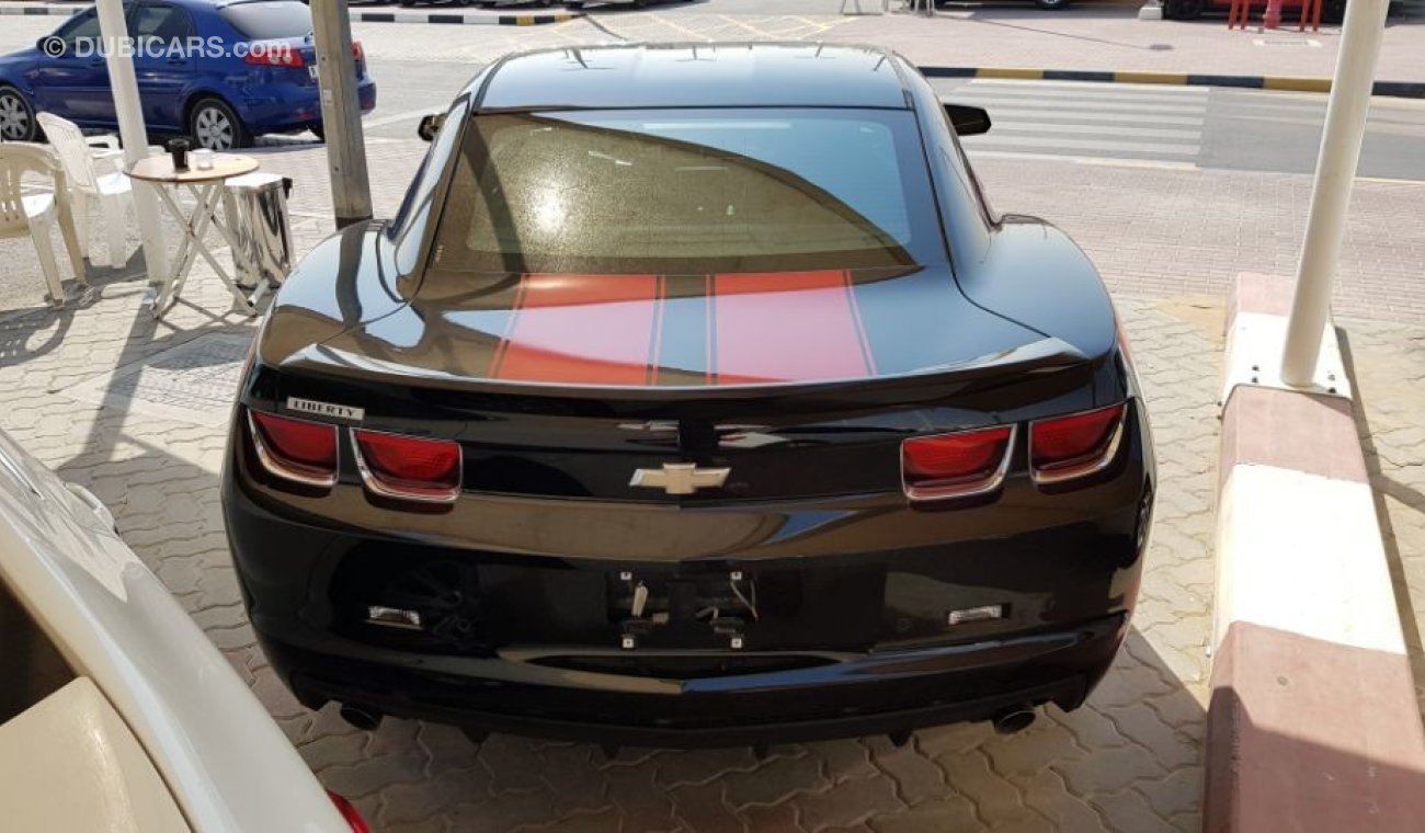 Chevrolet Camaro 2013 Gulf specs automatic gear car very good condition