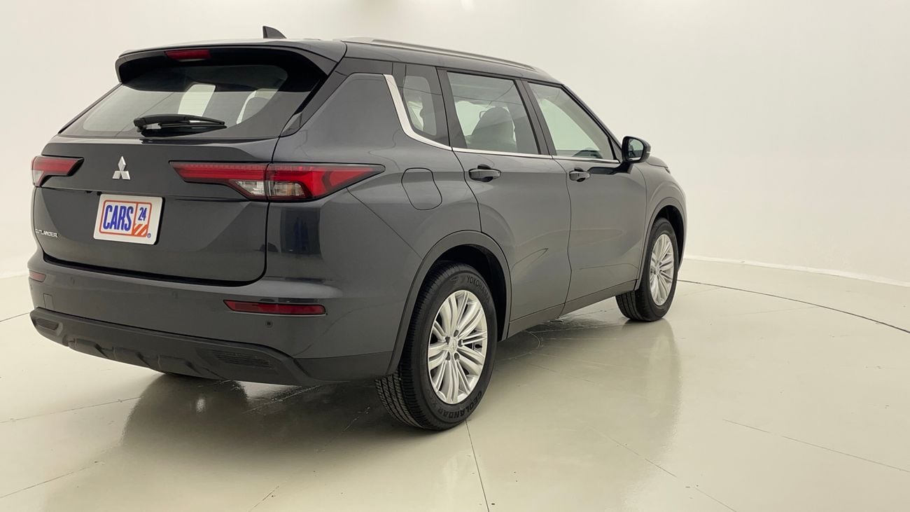 Mitsubishi Outlander MIDLINE WITH SUNROOF 2.5 | Zero Down Payment | Home Test Drive